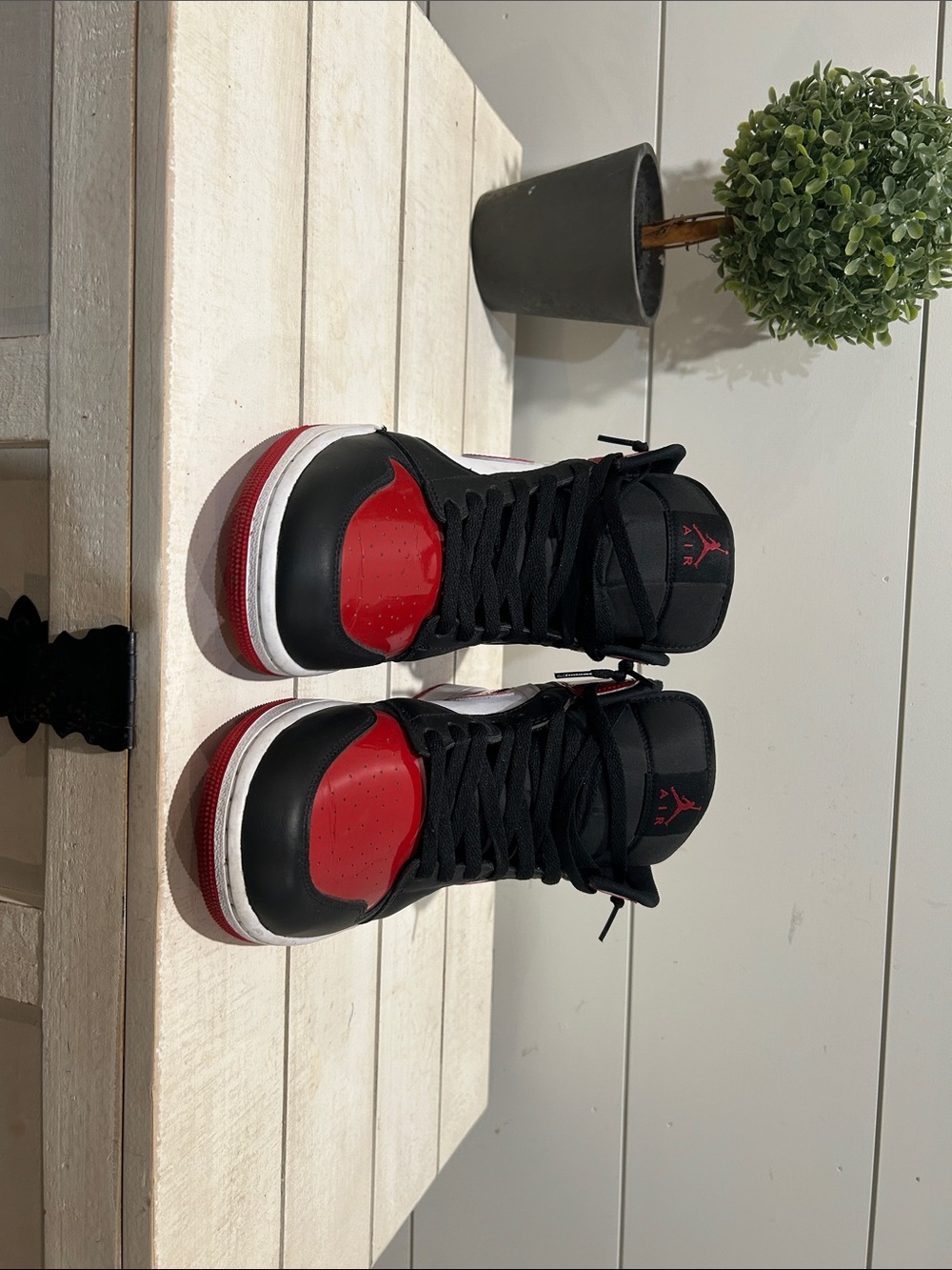 Jordan Retro High Top Sneaker - Black/Red/White